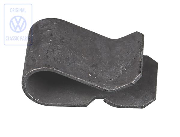 Clip for T4 Mudflap